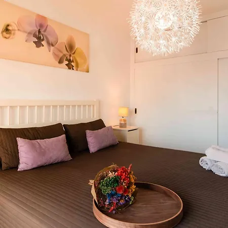 Apartment Atico Deluxe En El Centro By Lets *